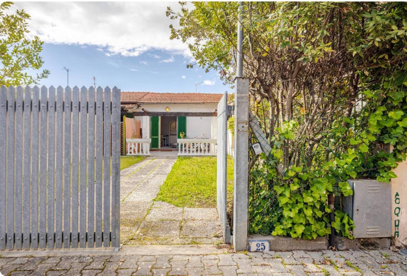 Amazing Abruzzi, In Heart Of Dei Marmi * Forte dei Marmi