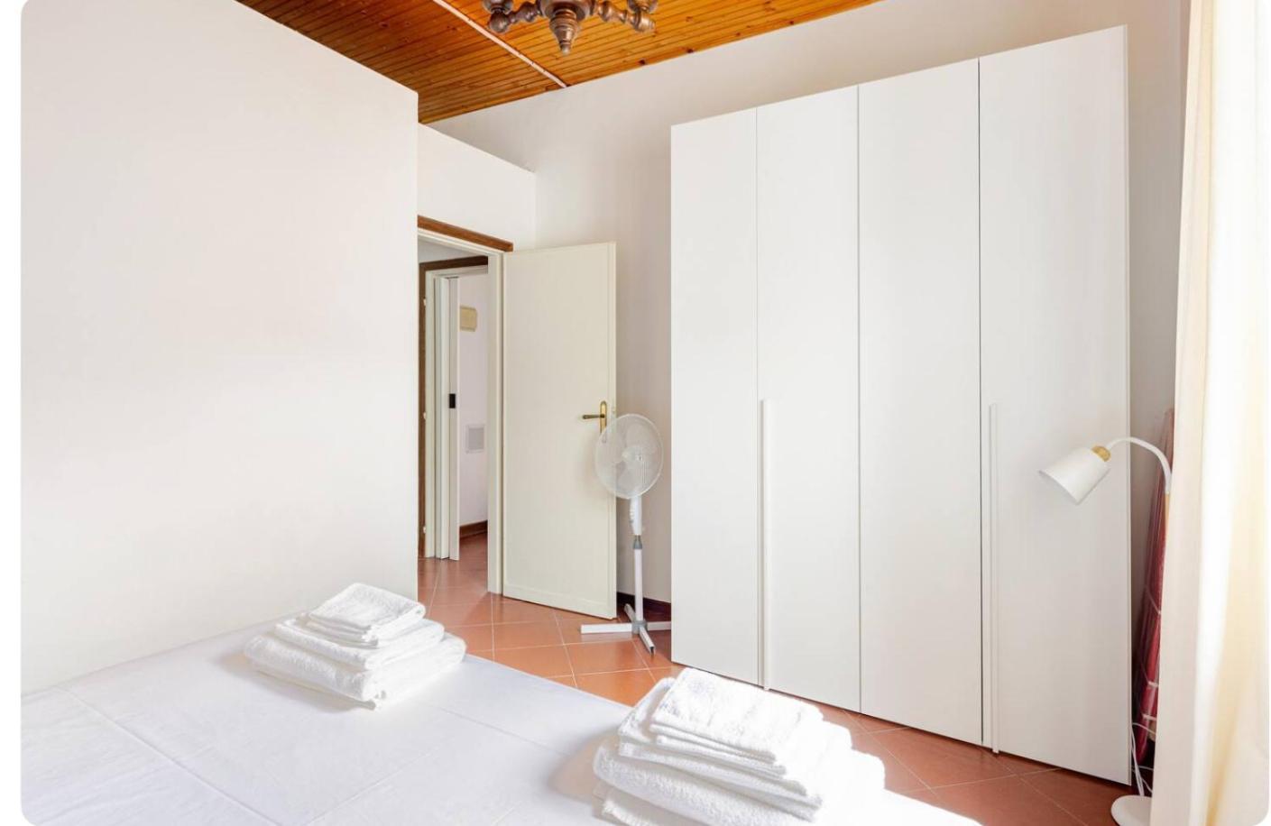 Amazing Abruzzi, In Heart Of Dei Marmi *