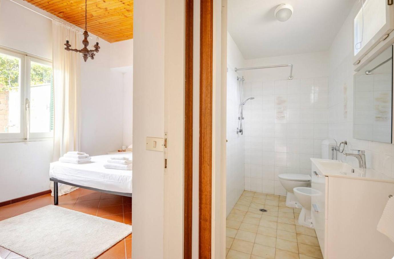 Villa Amazing Abruzzi, In Heart Of Dei Marmi
